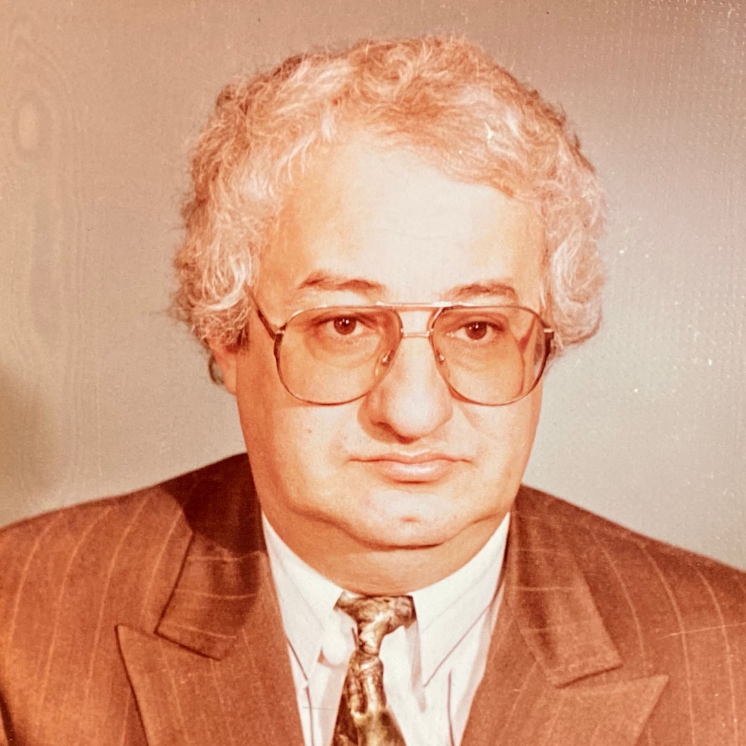 INSPET S.A. | iulian VOINEA Director General (1991-d.1996)
